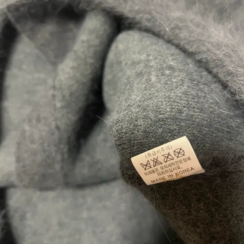[BUNJANG] Loose Fit Raccoon 100% Fur Cardigan / 고퀄 라쿤100% 보송 퍼 가디건 브이넥 그레이 회색 루즈핏