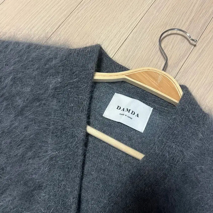 [BUNJANG] Loose Fit Raccoon 100% Fur Cardigan / 고퀄 라쿤100% 보송 퍼 가디건 브이넥 그레이 회색 루즈핏