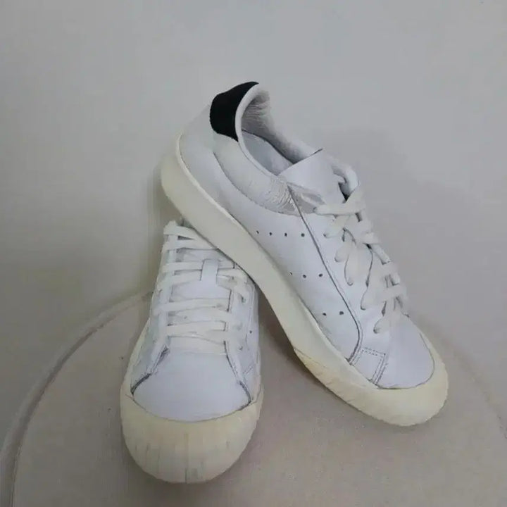 [BUNJANG] Adidas Everline Classic Sneakers (220) / 여성 아디다스 에버린 클래식 스니커즈 운동화 (220)