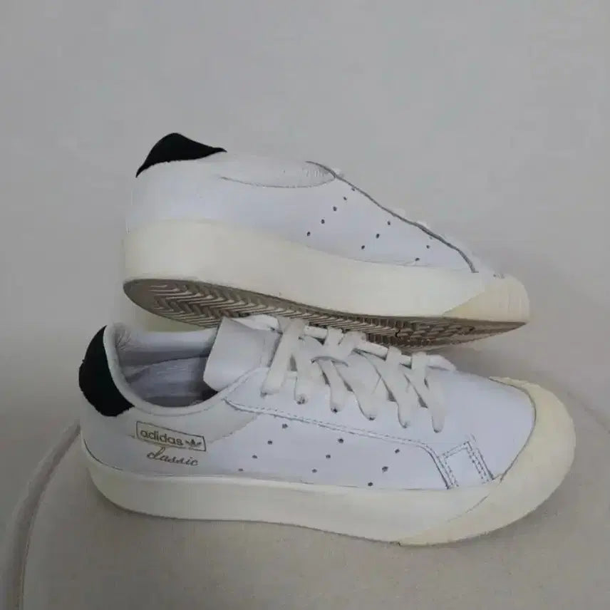 [BUNJANG] Adidas Everline Classic Sneakers (220) / 여성 아디다스 에버린 클래식 스니커즈 운동화 (220)