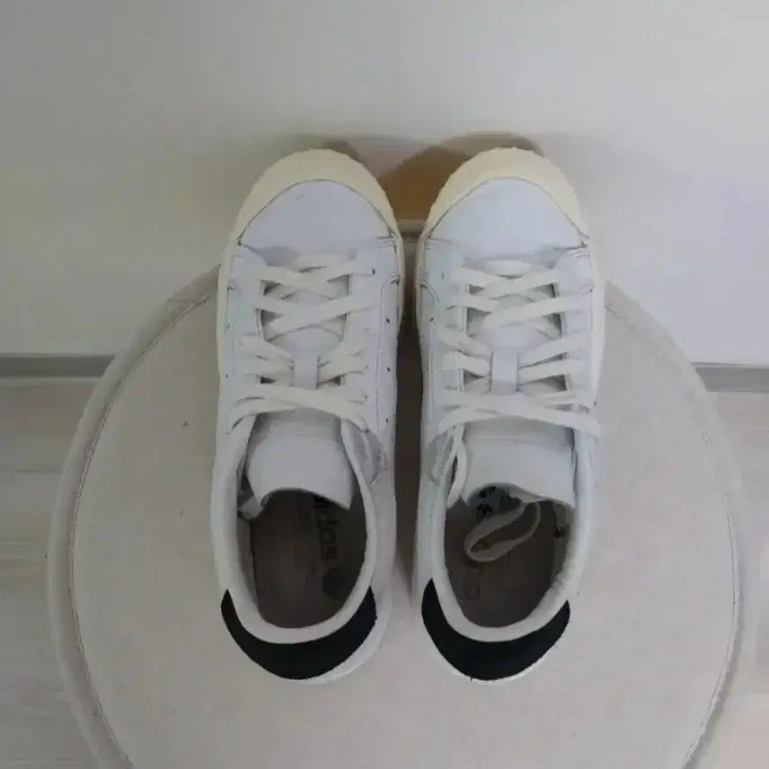 [BUNJANG] Adidas Everline Classic Sneakers (220) / 여성 아디다스 에버린 클래식 스니커즈 운동화 (220)