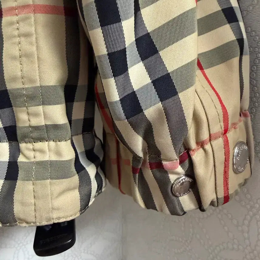 [BUNJANG] Burberry Reversible Windbreaker / 버버리 리버시블 비람막이