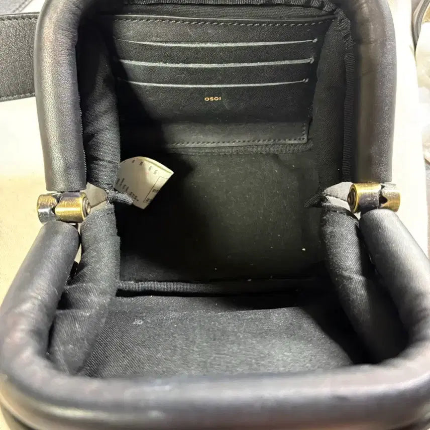 [BUNJANG] OSOI Pican Brot Black Bag / 오소이 피칸 브로트 블랙 OSOI 가방