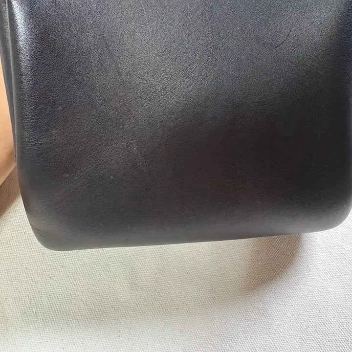 [BUNJANG] OSOI Pican Brot Black Bag / 오소이 피칸 브로트 블랙 OSOI 가방