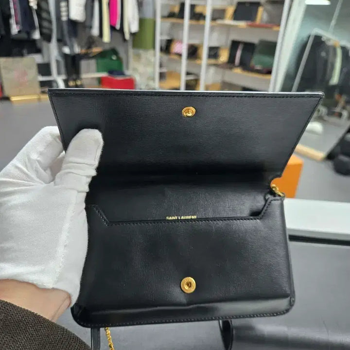 [SOLD OUT] [40%할인] 입생로랑 폰홀더백