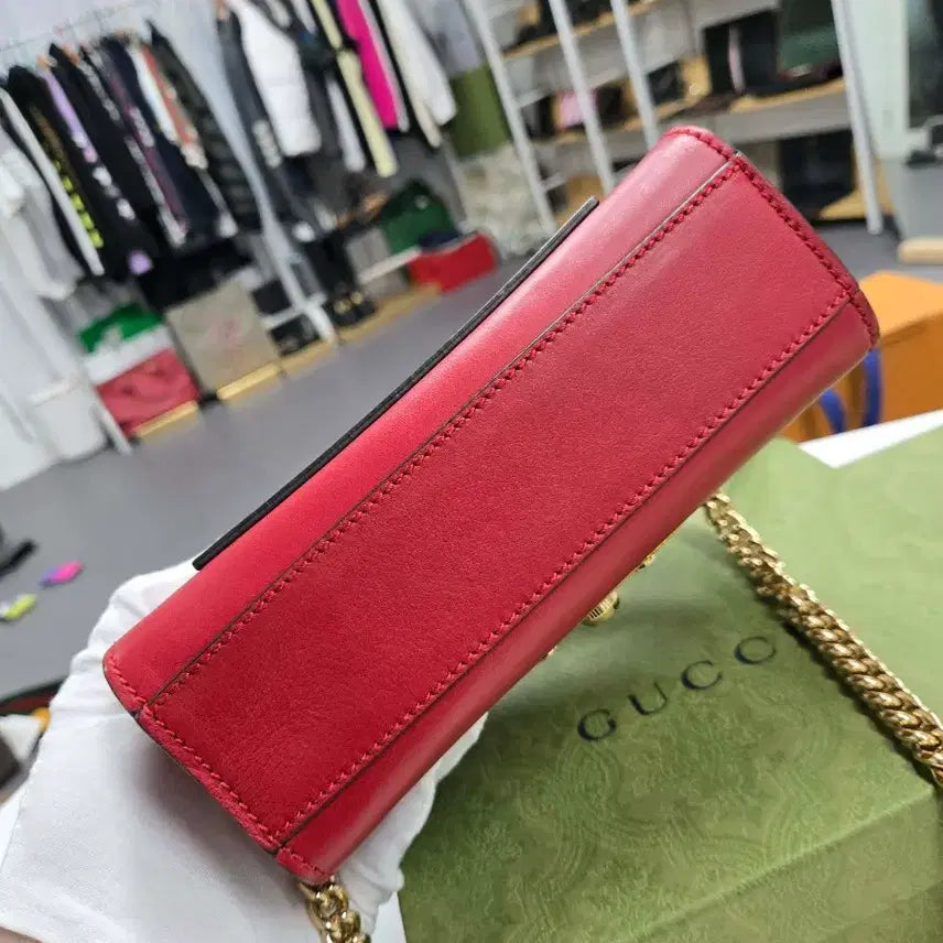 [SOLD OUT] [40%할인] 구찌 패들락 숄더백