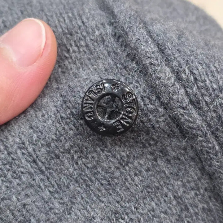 [BUNJANG] Stone Island Vintage Gray Knit Sweater L / 빈티지 스톤아일랜드 그레이 니트L