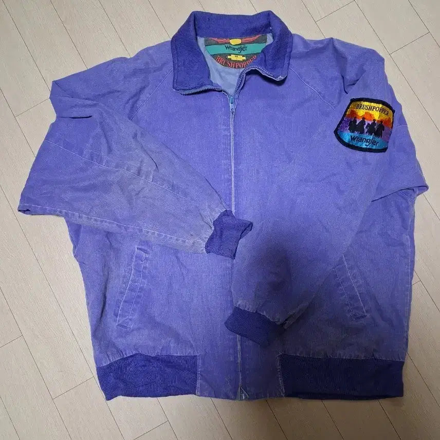 [BUNJANG] Wrangler 90s Brush Popper Blouson Jacket / 90s 랭글러 브러쉬 팝퍼 후면 로고 블루종 판매합니다