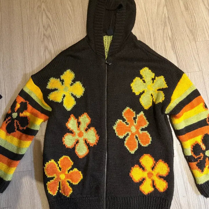 [BUNJANG] Urban Outfitters Floral Pattern Knit Hoodie Zip-up / Urban Outfitters 플라워 니트 후드집업 Y2K