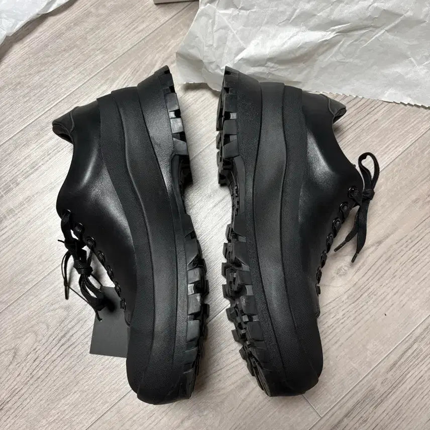 [BUNJANG] York Leather Low-Cut Sneakers / [4/280] 요크 레더 로우컷 스니커즈 24aw