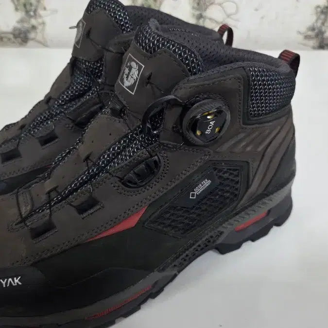 [BUNJANG] Black Yak Gore-Tex Hiking Boots / 블랙야크 고어텍스 등산화 판매합니다