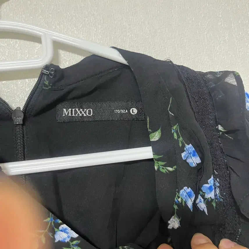 [BUNJANG] MIXXO Black Floral Pattern Long Dress / MIXXO 미쏘 검정 꽃무늬 패턴 플라워 롱 원피스