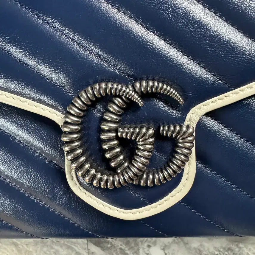 [BUNJANG] Gucci GG Marmont Matelassé Chain Wallet Shoulder Bag / 구찌 GG 마몽 마틀라세 체인 월렛 숄더백