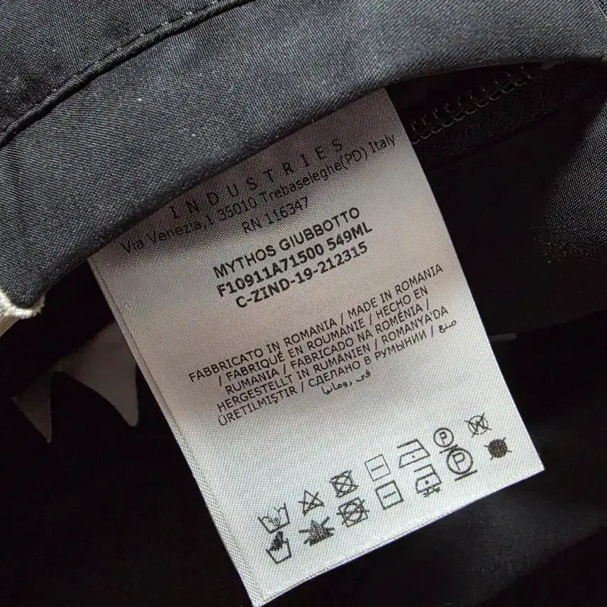 [BUNJANG] Moncler Mythos Windbreaker Hooded Jacket / 몽클레어 블랙 로고 바람막이 후드 자켓