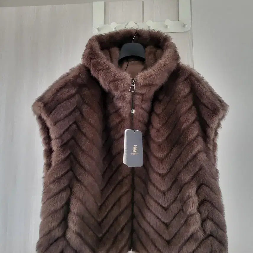 [BUNJANG] Leover Eco Mink Vest / 리오벨 후드 에코 밍크 조끼 베스트