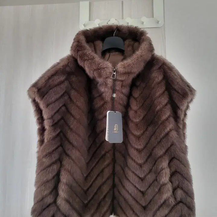 [BUNJANG] Leover Eco Mink Vest / 리오벨 후드 에코 밍크 조끼 베스트