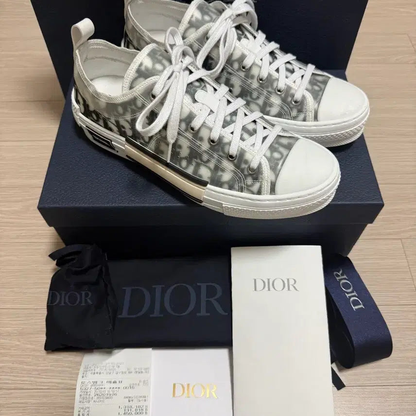 [BUNJANG] Dior B23 Low Oblique Canvas Sneakers / [42] 디올 b23 로우 오블리크 캔버스 화이트 & 블랙 매장판