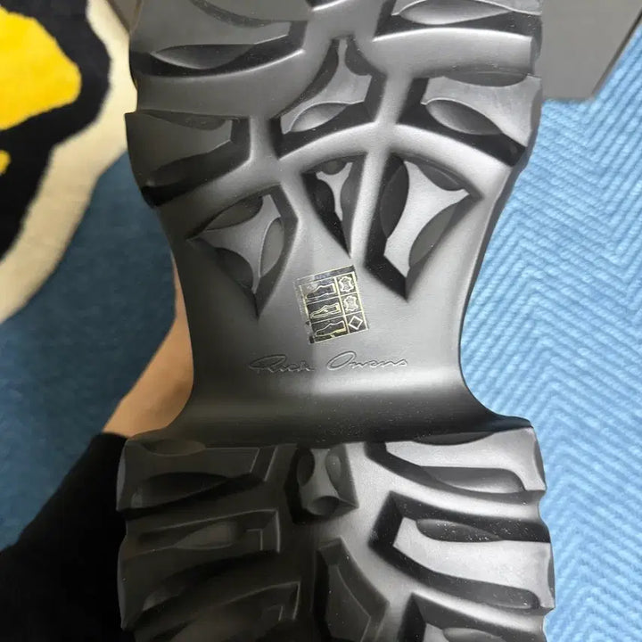 [BUNJANG] Rick Owens SS26 Megalaced Megatractor Boots Black / [44]릭오웬스 ss26 메가 레이스드 메가 트랙터 부츠 블랙