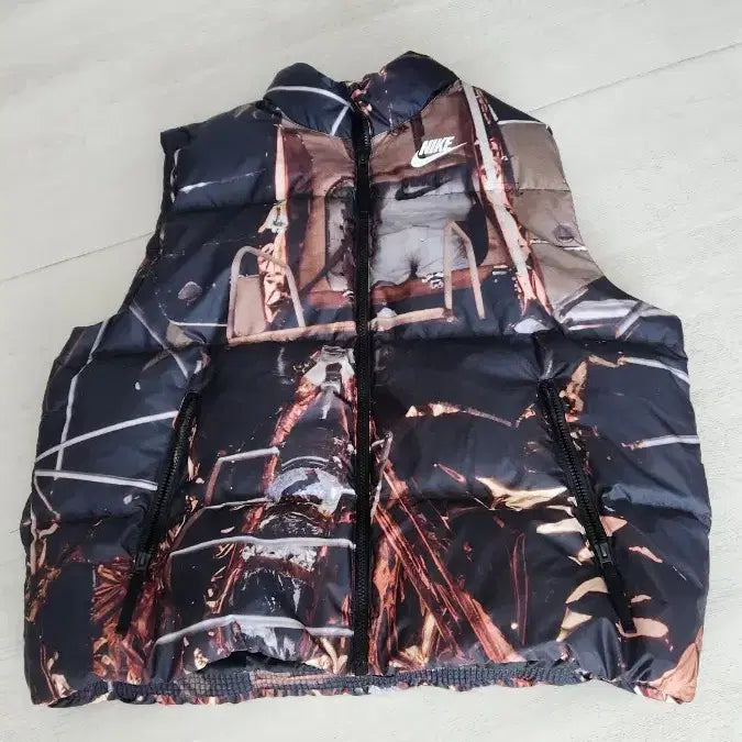 [BUNJANG] Nike Printed Padded Vest / 나이키 프린팅 패딩 조끼