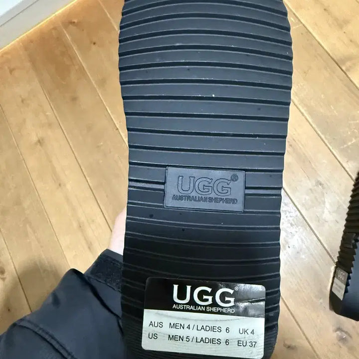 [BUNJANG] UGG Clear Boots / 어그 클리어부츠