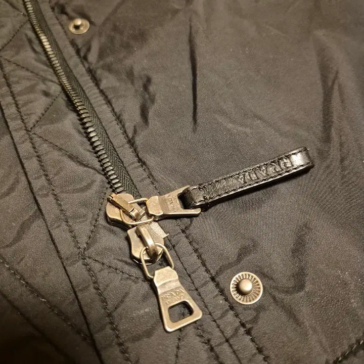 [BUNJANG] Prada ART.280810 Nylon Jacket / 프라다 검정 나일론 자켓 ART.280810