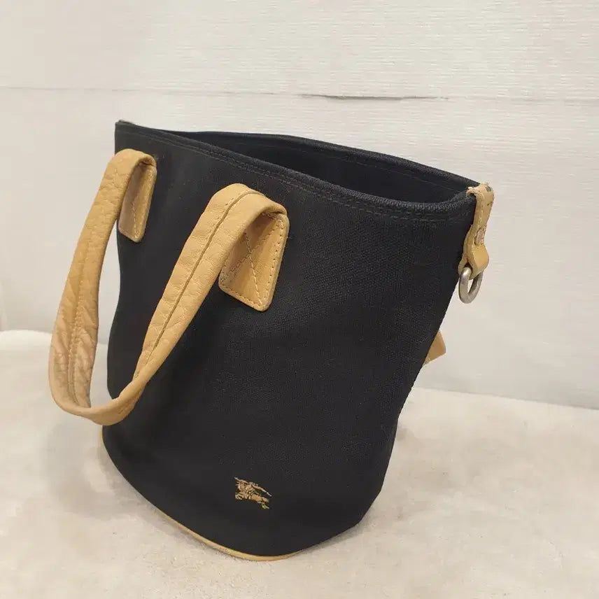 [BUNJANG] Burberry Blue Label Tote Bag / 정품) 버버리 블루라벨 블랙 토트백