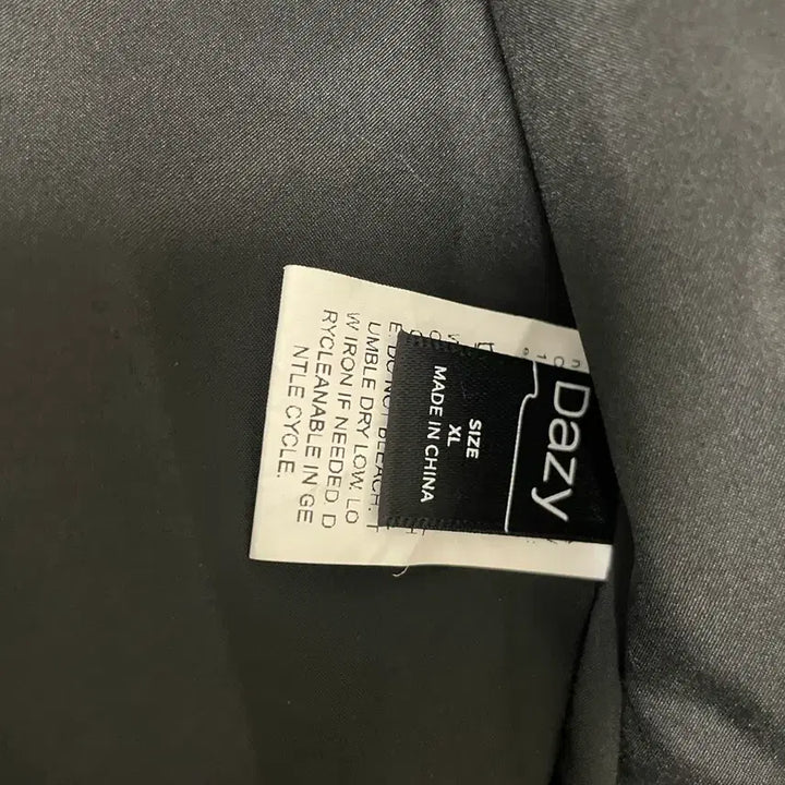 [BUNJANG] Unknown Brand Oversized Faux Leather Bomber Jacket / 00s 포켓 페이크 레더 봄버 오버핏 자켓 블랙 락시크무채색 올세인츠자라