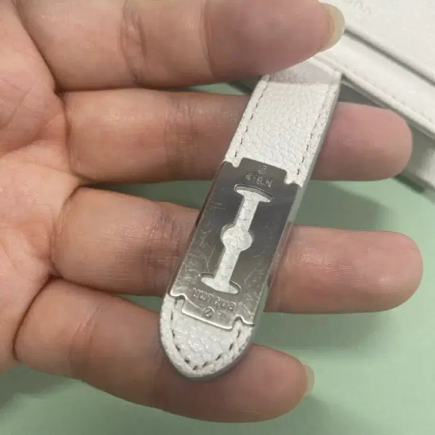 [BUNJANG] vunque Magpie Card Wallet - White / 분크 vunque 맥파이 카드지갑 화이트