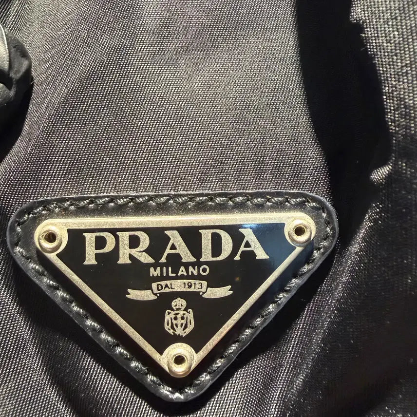 [BUNJANG] Prada Nylon Backpack Two-Pocket Medium / 프라다 나일론 백팩 투포켓 미디움