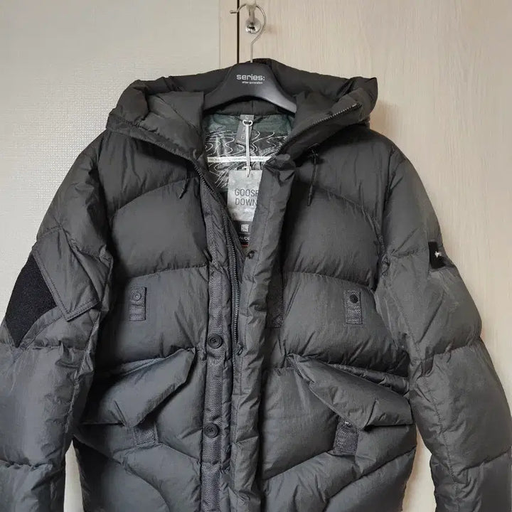 [BUNJANG] Series X Unaffected N2B Short Down Jacket / 시리즈 X 언어펙티드 N2B 숏다운 100 사이즈