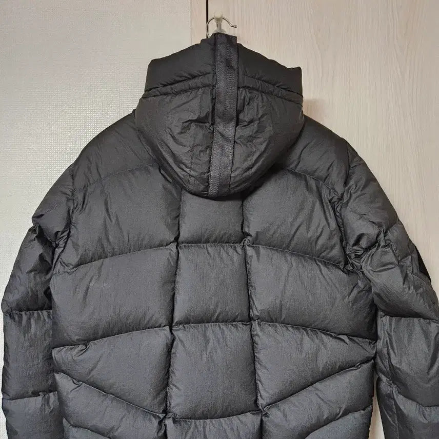 [BUNJANG] Series X Unaffected N2B Short Down Jacket / 시리즈 X 언어펙티드 N2B 숏다운 100 사이즈