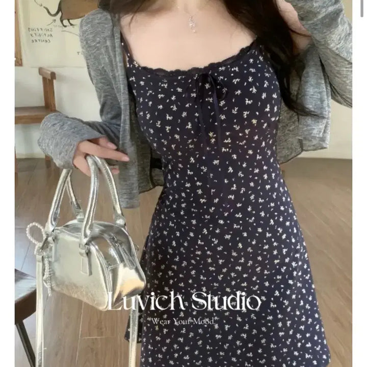 [BUNJANG] Floral Mini Dress and Cardigan Set - Navy / 플라워 꽃 미니 원피스 가디건 세트 리본 공항 여리핏 민소매 네이비 남색