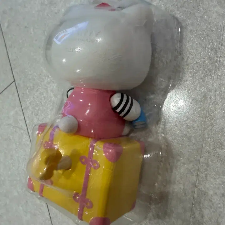 [BUNJANG] Hello Kitty Lovely Signal Series Figure / 헬로키티 러블리 시그널 시리즈 피규어 팝니다