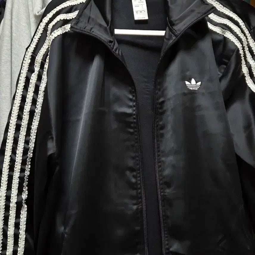 [BUNJANG] Adidas Satin Ruffle Track Top Jacket / 아디다스 트랙탑 져지 판매합니다!