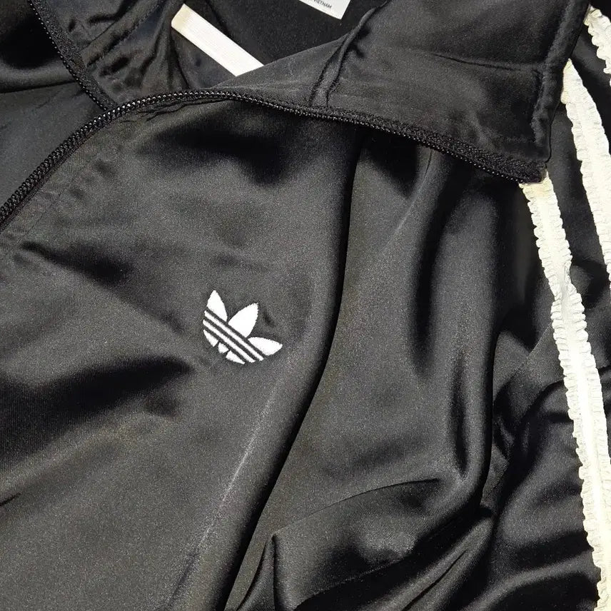 [BUNJANG] Adidas Satin Ruffle Track Top Jacket / 아디다스 트랙탑 져지 판매합니다!