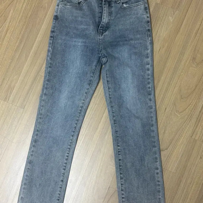 [BUNJANG] Light Blue Denim Pants / 라이트 블루 데님 팬츠