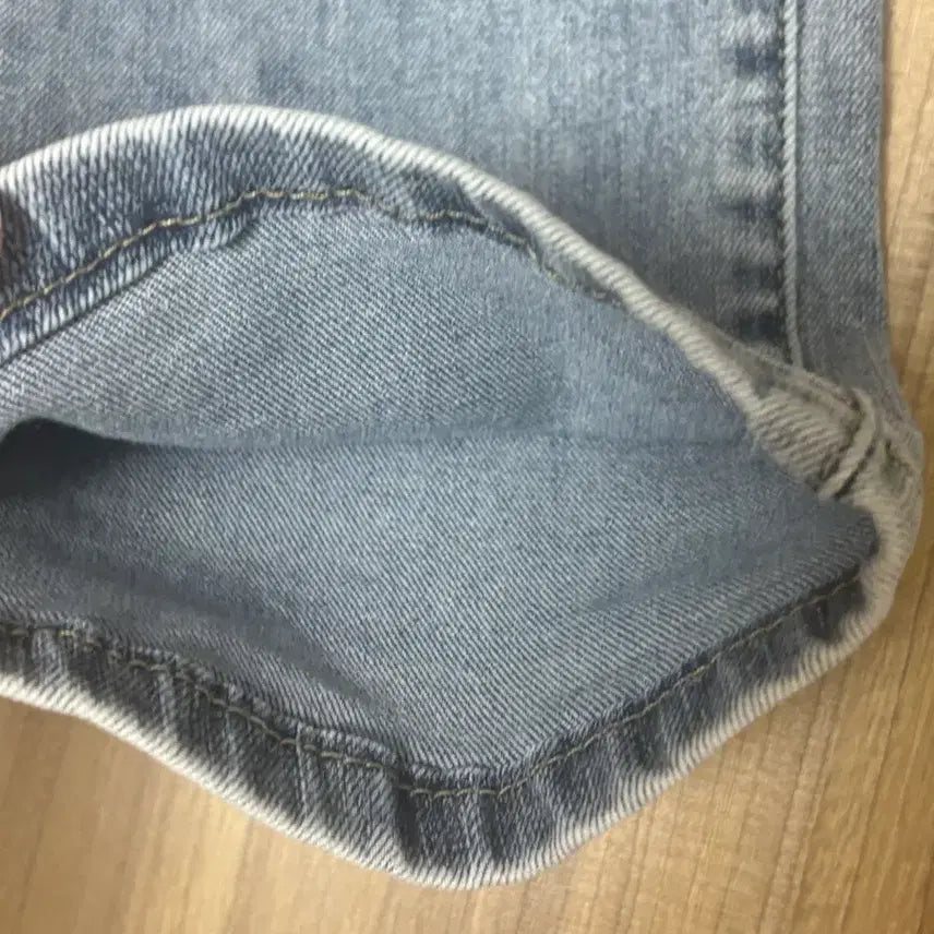 [BUNJANG] Light Blue Denim Pants / 라이트 블루 데님 팬츠