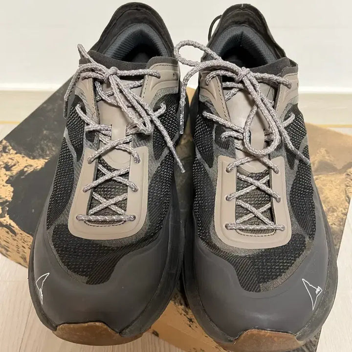 [BUNJANG] ROA Sella Brown 260 / [41] 로아 ROA 셀라 브라운 260