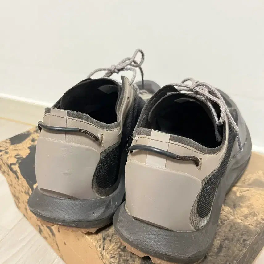 [BUNJANG] ROA Sella Brown 260 / [41] 로아 ROA 셀라 브라운 260