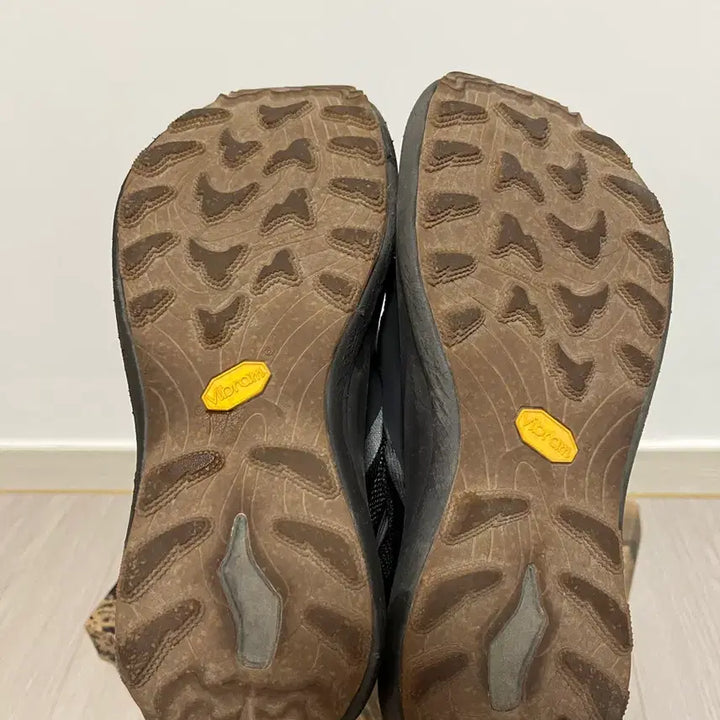 [BUNJANG] ROA Sella Brown 260 / [41] 로아 ROA 셀라 브라운 260