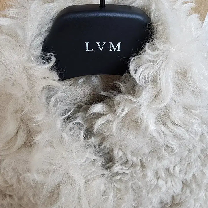 [BUNJANG] Lovemin Puppy Fur Jacket Beige / 러브민 퍼피 퍼자켓