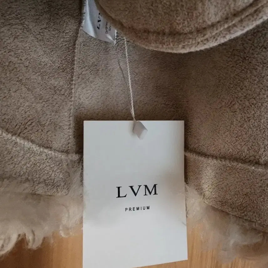 [BUNJANG] Lovemin Puppy Fur Jacket Beige / 러브민 퍼피 퍼자켓