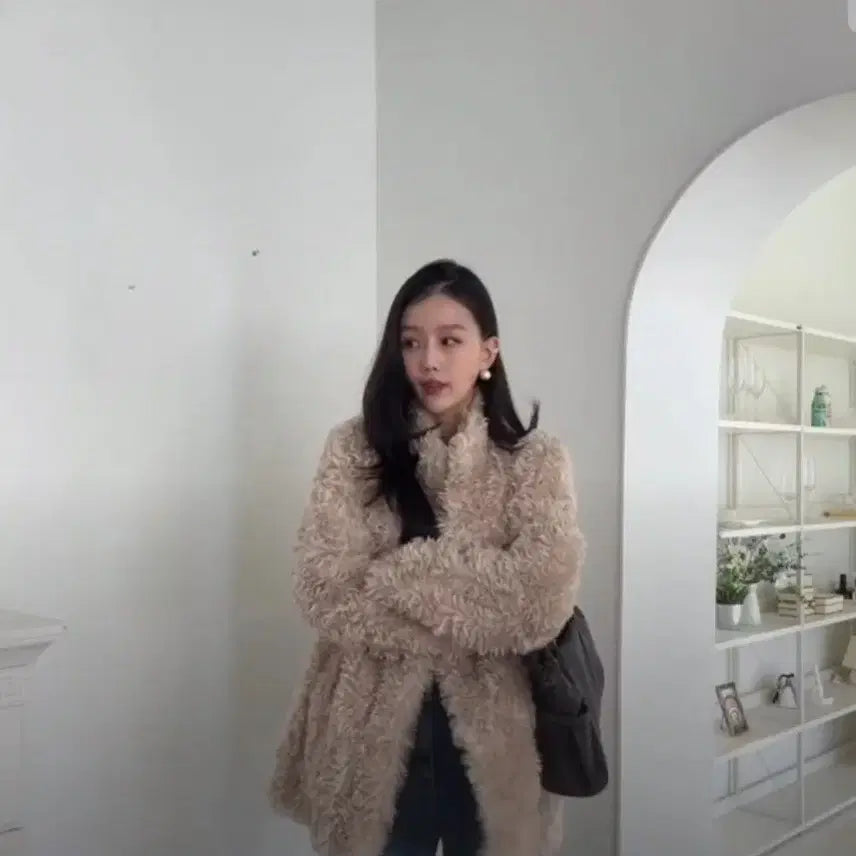 [BUNJANG] Lovemin Puppy Fur Jacket / 러브민 퍼피 퍼자켓