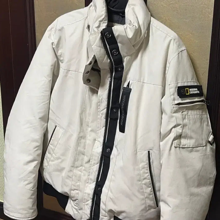 [BUNJANG] National Geographic Padded Jacket / 내셔널지오그래픽 패딩 화이트