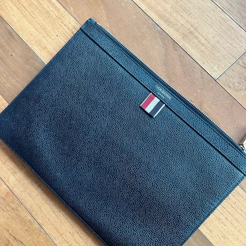 [BUNJANG] Thom Browne Black Clutch Bag / 톰브라운 블랙 클러치백