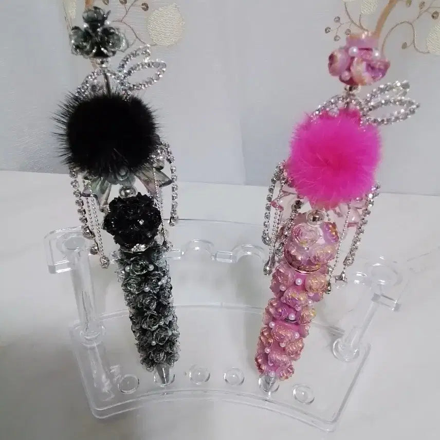 [BUNJANG] Handmade Rose Rabbit Fur Ballpoint Pen / 데코 장미 토끼털볼펜 / 수제  야광 볼펜