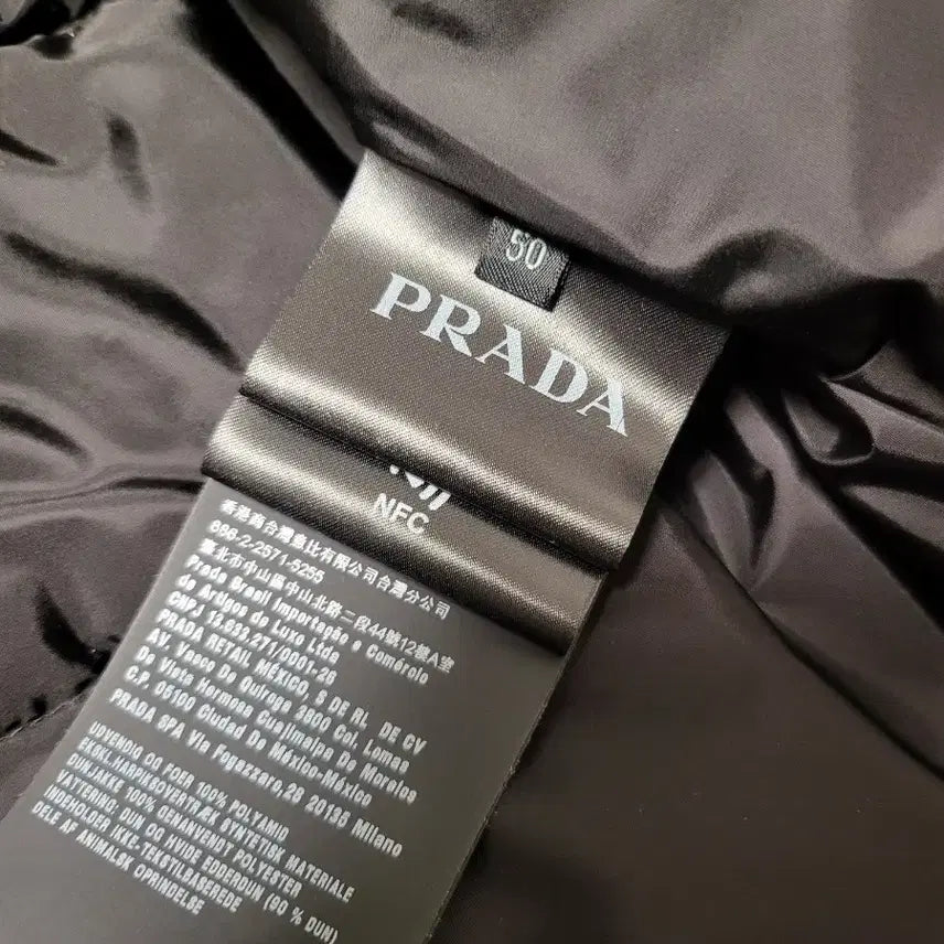 [BUNJANG] Prada Re-Nylon Padded Jacket SGY091 / 프라다 리나일론 패딩 SGY091