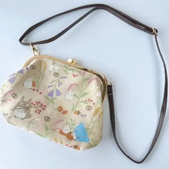 [BUNJANG] Ghibli Totoro Gobelin Pouch Shoulder Cross Bag / 일본 지브리 토토로 고블랭 파우치 숄더 크로스백 (가을의 한때)