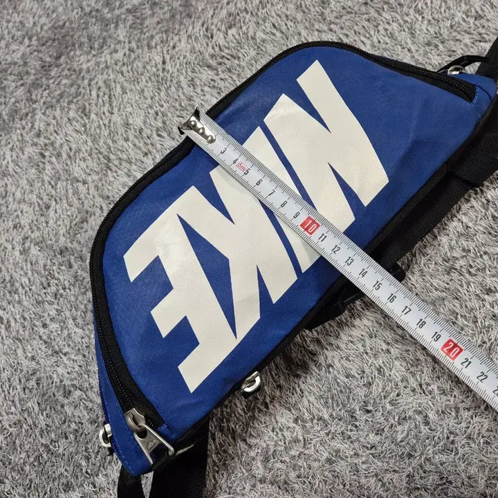 [BUNJANG] Nike Sling Bag / 나이키 힙색 슬링백