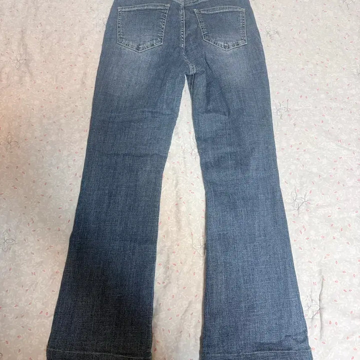 [BUNJANG] Women's Bootcut Jeans / 여성 S사이즈 청바지(부츠컷)